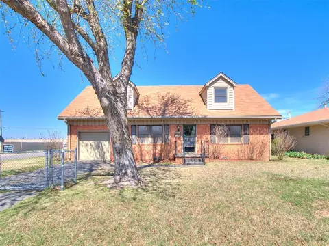 5737 NW 47th St, Warr Acres, OK 73122
