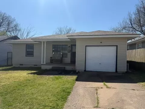 1211 Rose Dr, Shawnee, OK 74804