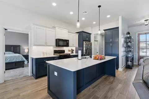 2518 Birmingham Dr, Norman, OK 73071