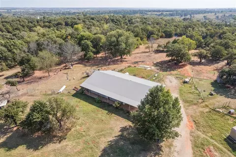 26556 Elm Rd, Blanchard, OK 73010