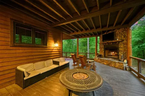Exterior - 29 Moonseed Cir, Broken Bow, OK 74728 photo 10 of 13