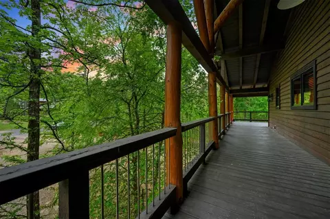 Exterior - 29 Moonseed Cir, Broken Bow, OK 74728 photo 7 of 13
