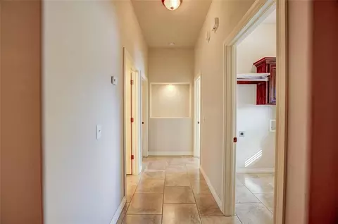 Entry Way - 300 Summit Bnd, Norman, OK 73071 photo 1 of 2