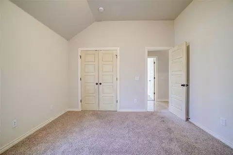 Bedroom - 300 Summit Bnd, Norman, OK 73071 photo 3 of 6