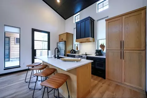 Kitchen - 784 N Lukfata Fork Trl, Broken Bow, OK 74728 photo 2 of 2