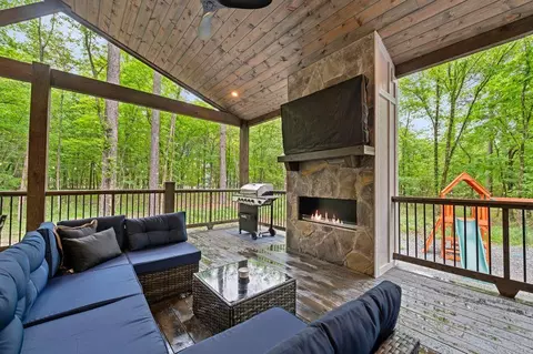 Exterior - 47 Canopy Trl, Broken Bow, OK 74728 photo 7 of 18