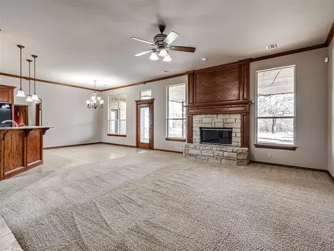 Living - 104 Stotts Rd, Mcloud, OK 74851 photo 1 of 2