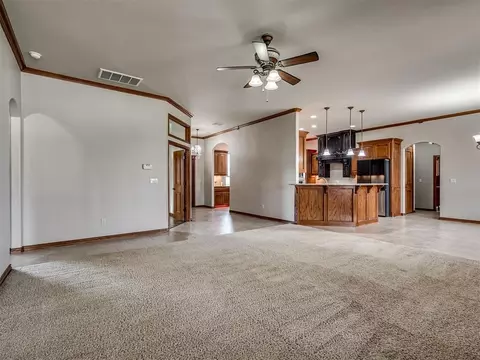 Living - 104 Stotts Rd, Mcloud, OK 74851 photo 2 of 2