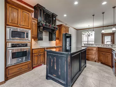 Kitchen - 104 Stotts Rd, Mcloud, OK 74851 photo 3 of 5