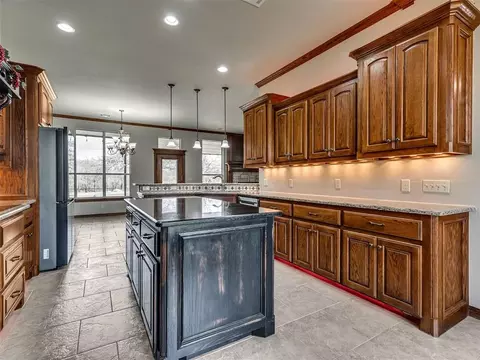 Kitchen - 104 Stotts Rd, Mcloud, OK 74851 photo 4 of 5