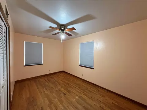 Bedroom - 826 Hillcrest Dr, Watonga, OK 73772 photo 2 of 7