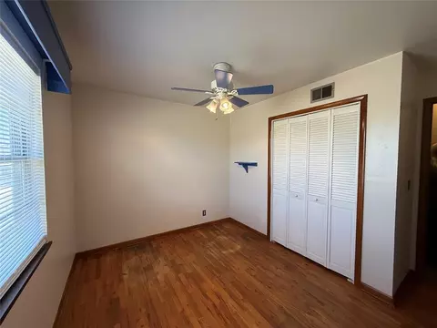 Bedroom - 826 Hillcrest Dr, Watonga, OK 73772 photo 5 of 7