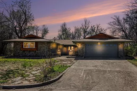 3870 Bristol Dr, Norman, OK 73072