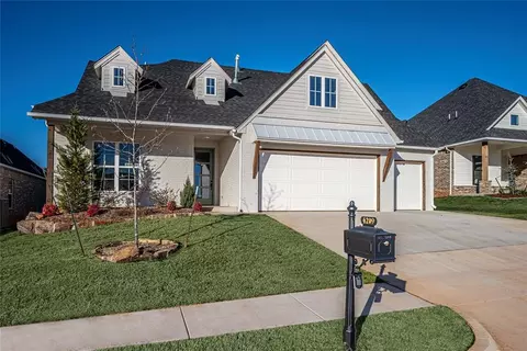 4209 Emery Dr, Edmond, OK 73034