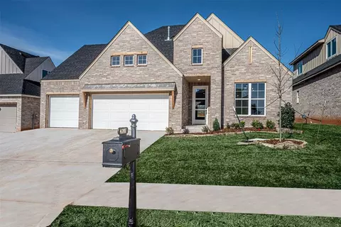 4201 Emery Dr, Edmond, OK 73034