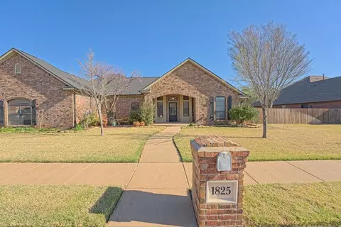 1825 Tall Grass Ct, Edmond, OK 73012