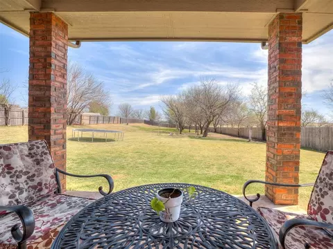 Exterior - 4508 Baldwin Ave, Moore, OK 73160 photo 3 of 4