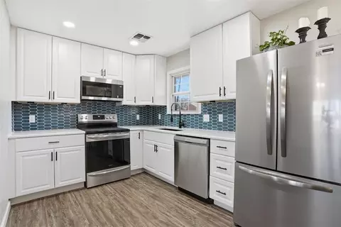 1905 N Oregon St, Mangum, OK 73554