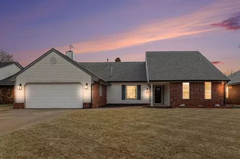 8116 NW 119th St, Oklahoma City, OK 73162