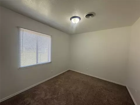 Bedroom - 404 Mercury, Altus, OK 73521 photo 9 of 13