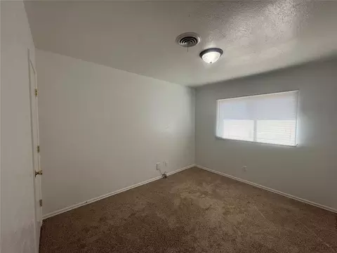 Bedroom - 404 Mercury, Altus, OK 73521 photo 8 of 13