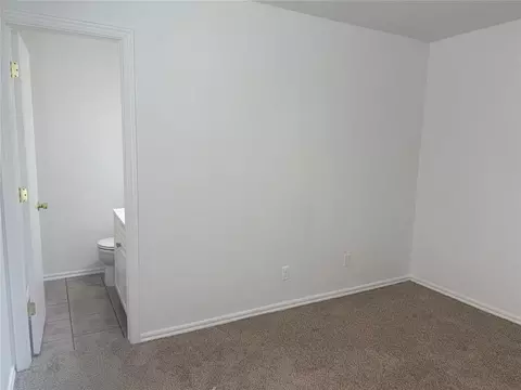 Bedroom - 404 Mercury, Altus, OK 73521 photo 5 of 13