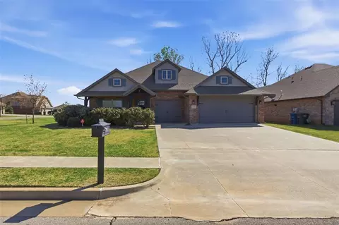 1308 Woodgrass Ct, Edmond, OK 73013