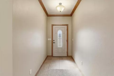 Entry Way - 716 S Main St, Canute, OK 73626 photo 1 of 2