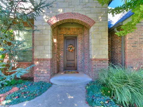 1409 Brayhill Rd, Edmond, OK 73003