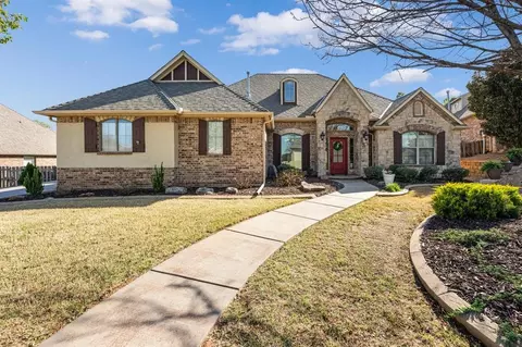 2916 Alyssum Ct, Edmond, OK 73034