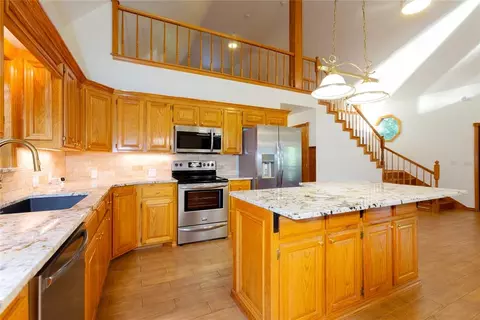 Kitchen - 116500 S 4249 Rd, Eufaula, OK 74432 photo 3 of 3