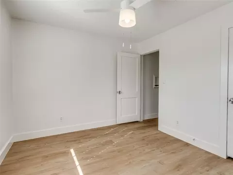 Bedroom - 415 E Frank St, Norman, OK 73071 photo 6 of 8