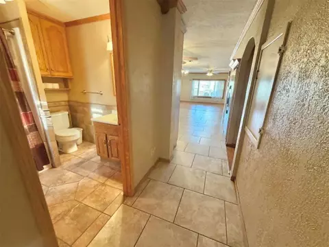 Entry Way - 812 N Beaver St, Guymon, OK 73942 photo 1 of 1