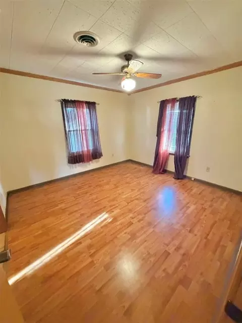 Bedroom - 812 N Beaver St, Guymon, OK 73942 photo 2 of 2
