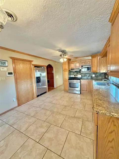 Kitchen - 812 N Beaver St, Guymon, OK 73942 photo 2 of 4