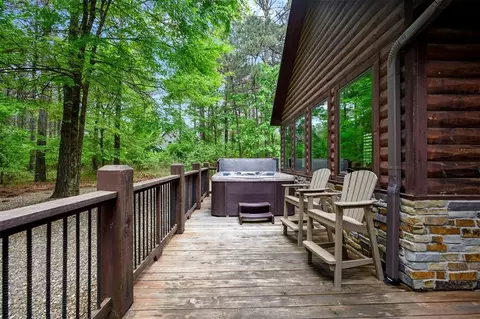 Exterior - 312 Sugar Pine Loop, Broken Bow, OK 74728 photo 7 of 10