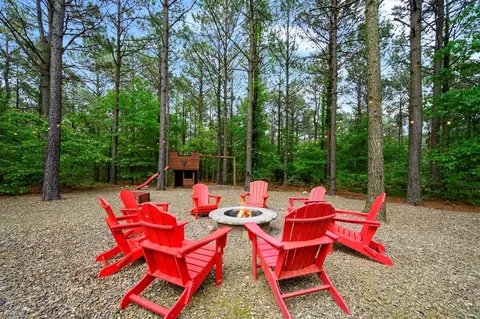 Exterior - 312 Sugar Pine Loop, Broken Bow, OK 74728 photo 8 of 10