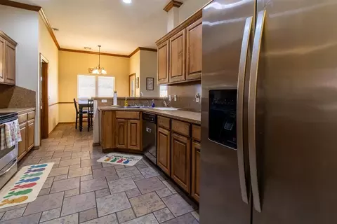 1808 January Pl, Moore, OK 73160 photo 10