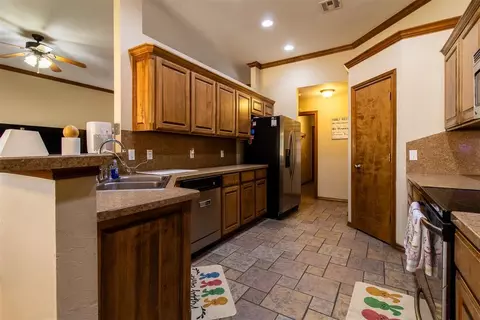 1808 January Pl, Moore, OK 73160 photo 12
