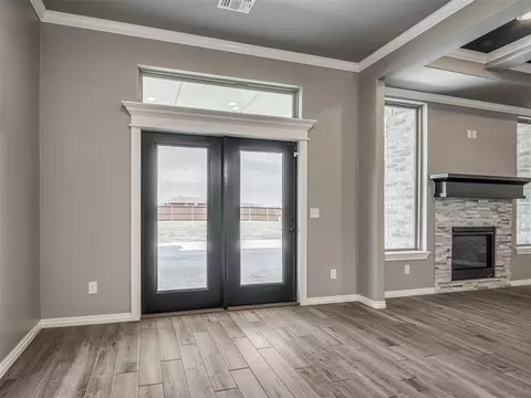 Entry Way - 803 NE 33rd St, Moore, OK 73160 photo 2 of 3