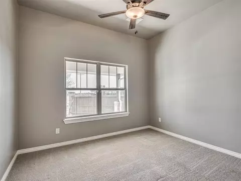 Bedroom - 803 NE 33rd St, Moore, OK 73160 photo 3 of 6