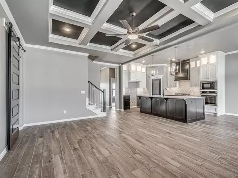 Living - 803 NE 33rd St, Moore, OK 73160 photo 1 of 4