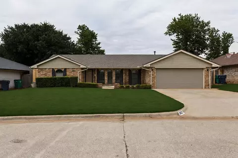 5821 NW 90th St, Oklahoma City, OK 73162