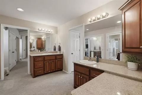 Bath - 1700 Augusta Dr, Ada, OK 74820 photo 2 of 5
