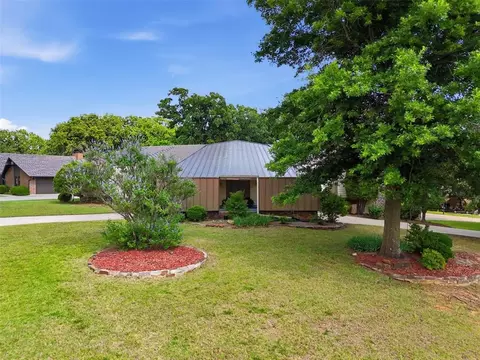 Exterior - 1700 Augusta Dr, Ada, OK 74820 photo 4 of 9