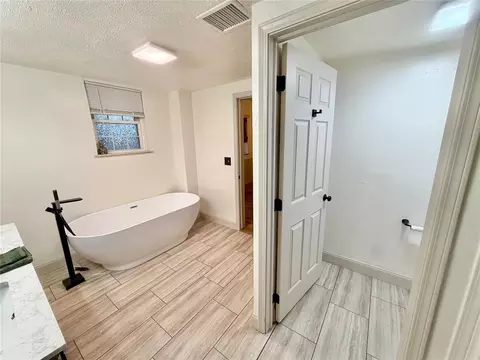 Bath - 408 S 5th St, Hammon, OK 73650 photo 3 of 4