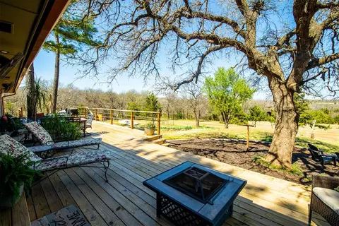 Exterior - 6400 E Simmons Rd, Guthrie, OK 73044 photo 6 of 17
