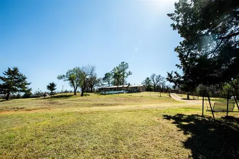 Exterior - 6400 E Simmons Rd, Guthrie, OK 73044 photo 13 of 17