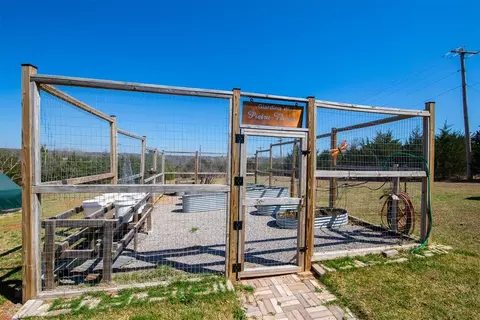 Other - 6400 E Simmons Rd, Guthrie, OK 73044 photo 6 of 10
