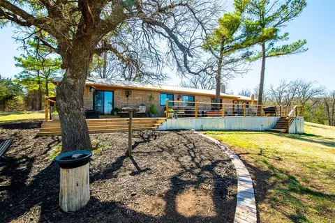 Exterior - 6400 E Simmons Rd, Guthrie, OK 73044 photo 9 of 17